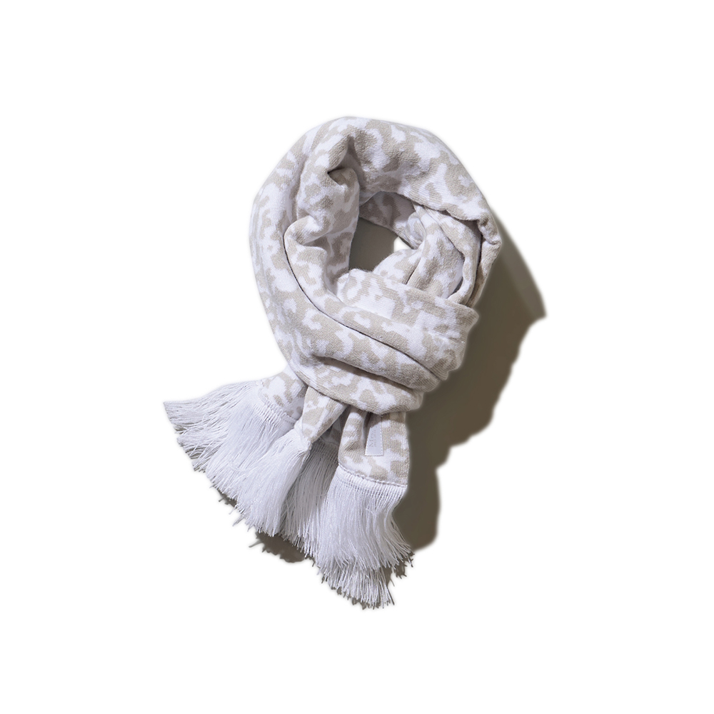 The White Lounge Knit Scarf | TOoKA BASE