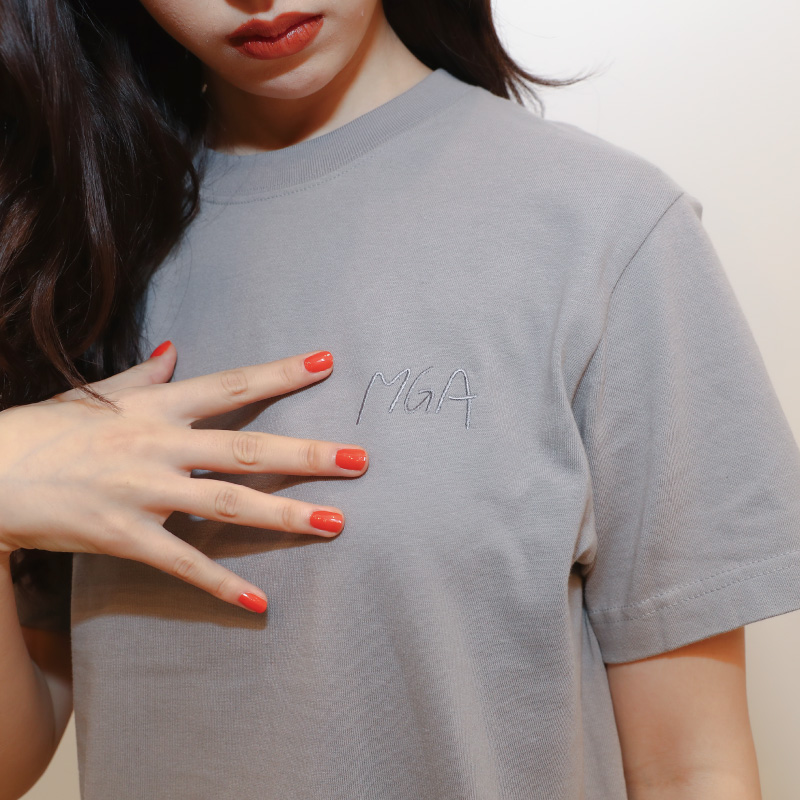 T-shirt / Gray