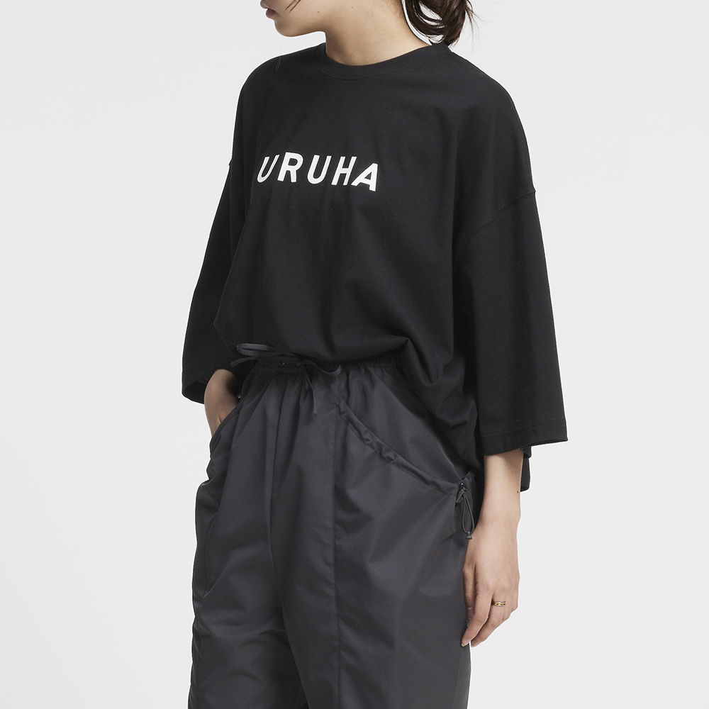 URUHA　ロゴTシャツ / Black