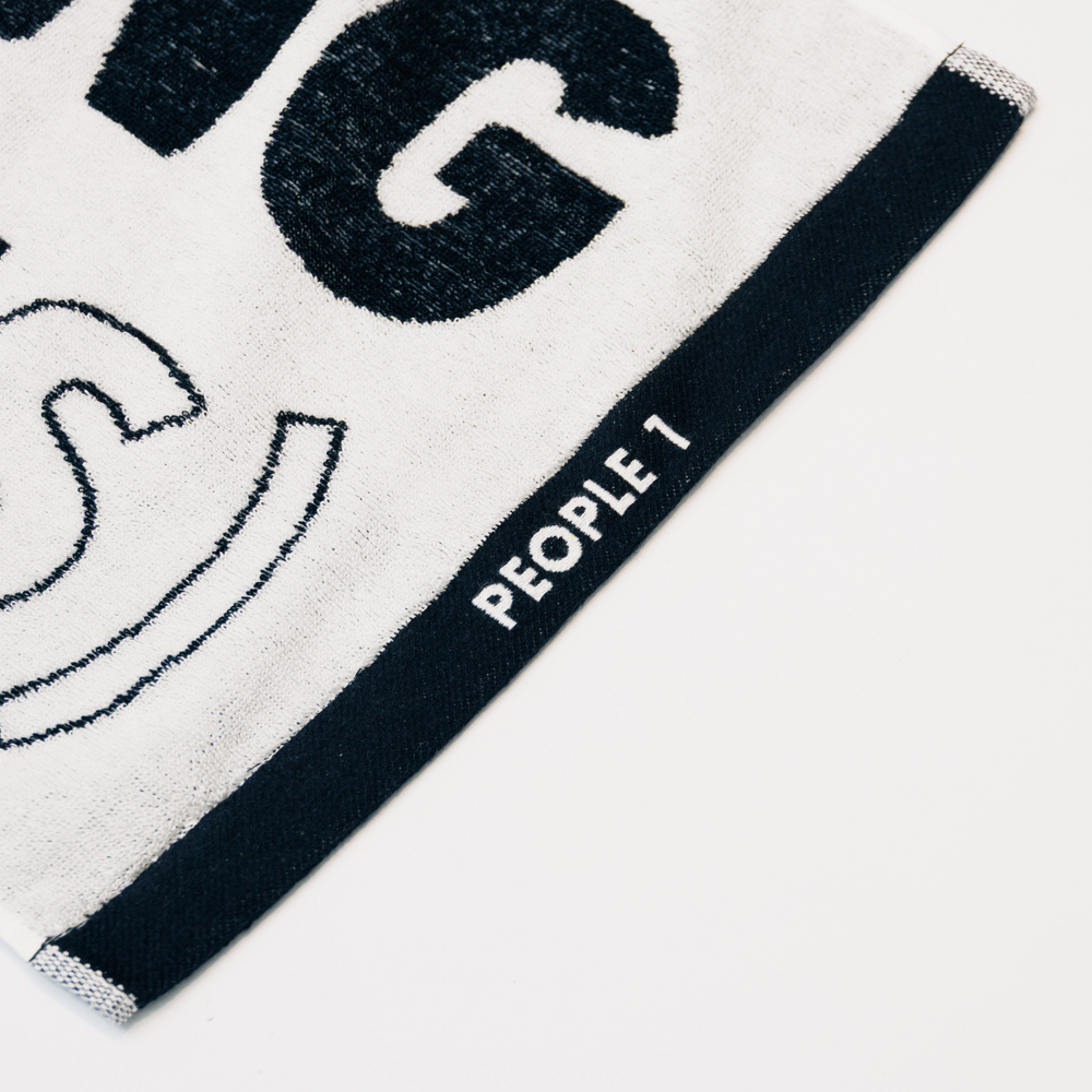 （SHE LIKES） POP SONG TOWEL / BLACK