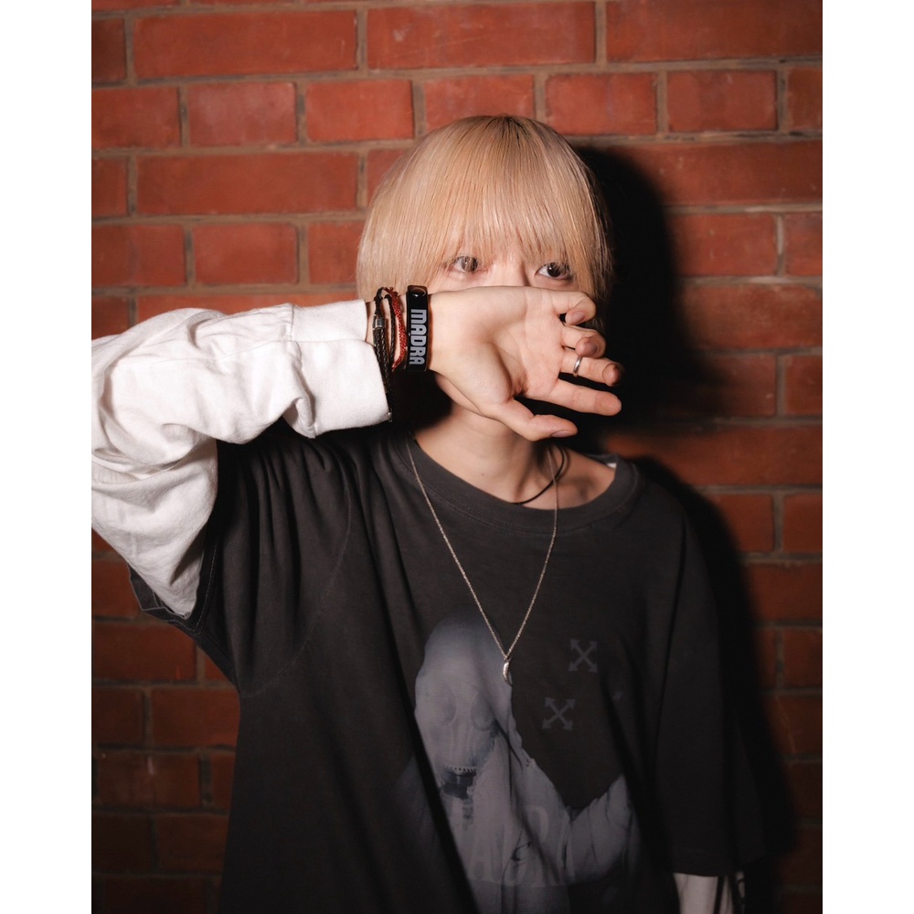 Clear Black Band