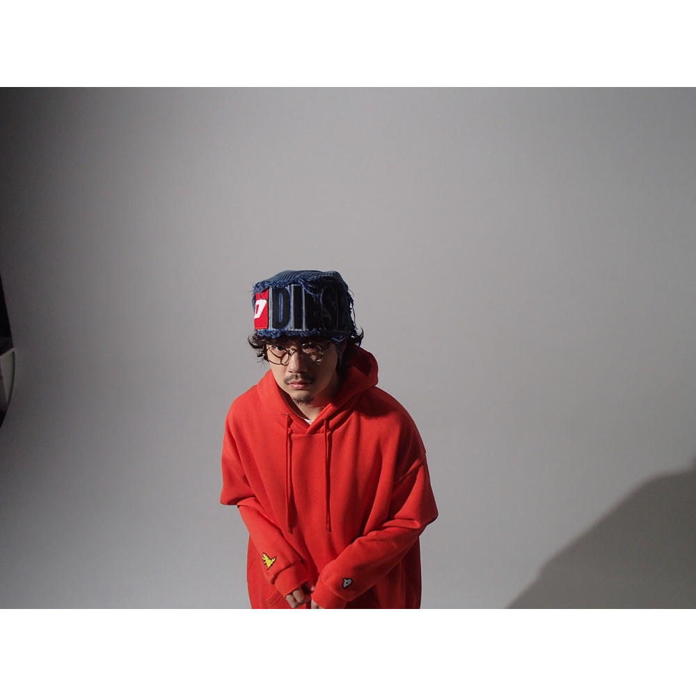 【復刻版】"怪獣とゴースト" HOODIE / RED